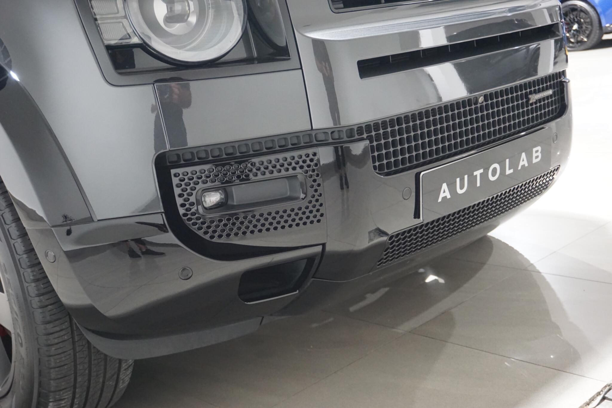 Land Rover Defender 110 3.0 D300 MHEV X-Dynamic HSE Hard Top SUV Auto 4WD MWB Euro 6 (s/s) 5dr